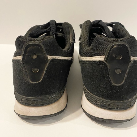 Nike Shoes Runners Womans 11 Black Suede Venture Runner Sneaker Foam White ✔️ - Picture 4 of 6